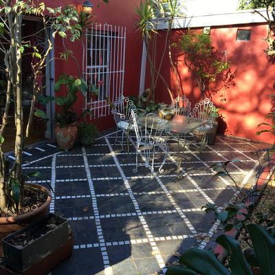 Cottage For Rent in Rosebank, Cape Town