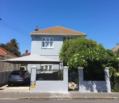 House For Sale in Mowbray, Cape Town